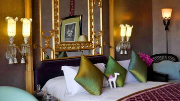 Riad Atlas Room | Egyptian cotton sheets, free minibar items, in-room safe, desk