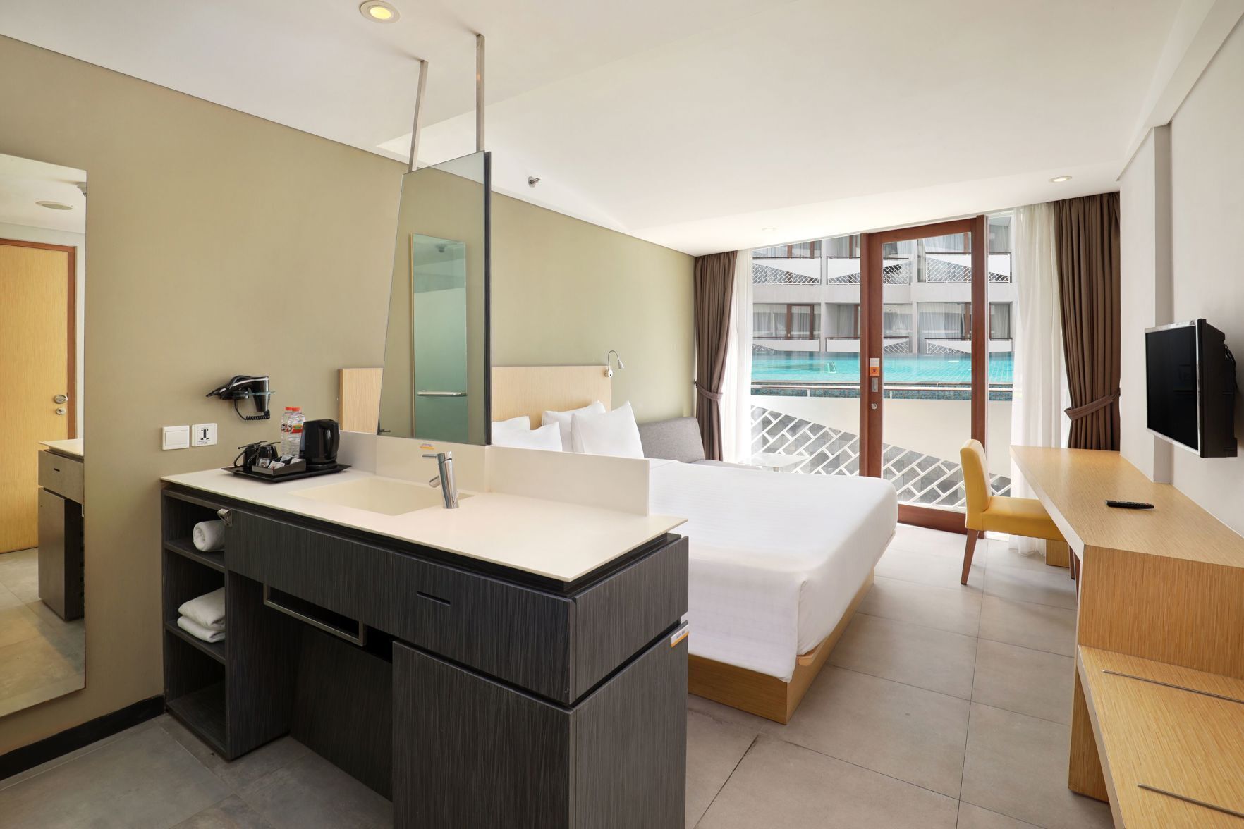 Desk, blackout curtains, free WiFi, bed sheets