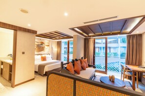 Desk, blackout curtains, free WiFi, bed sheets - Episode Kuta Bali (Kuta)