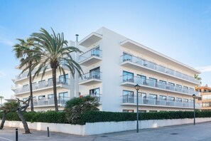 Front of property - Hotel Atolon & Kaafu Beach Club (Son Servera)