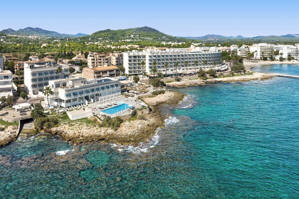 Aerial view - Hotel Atolon & Kaafu Beach Club (Son Servera)