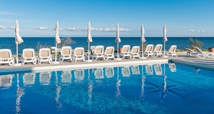 Hotel Atolon & Kaafu Beach Club