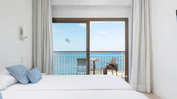 Double Room, Balcony (Front Sea View) | 1 bedroom, minibar, in-room safe, desk