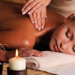 Couples treatment rooms, sauna, hot tub, Turkish bath, body treatments