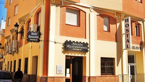 Front of property - Hostal Carlos II (La Línea de la Concepción)