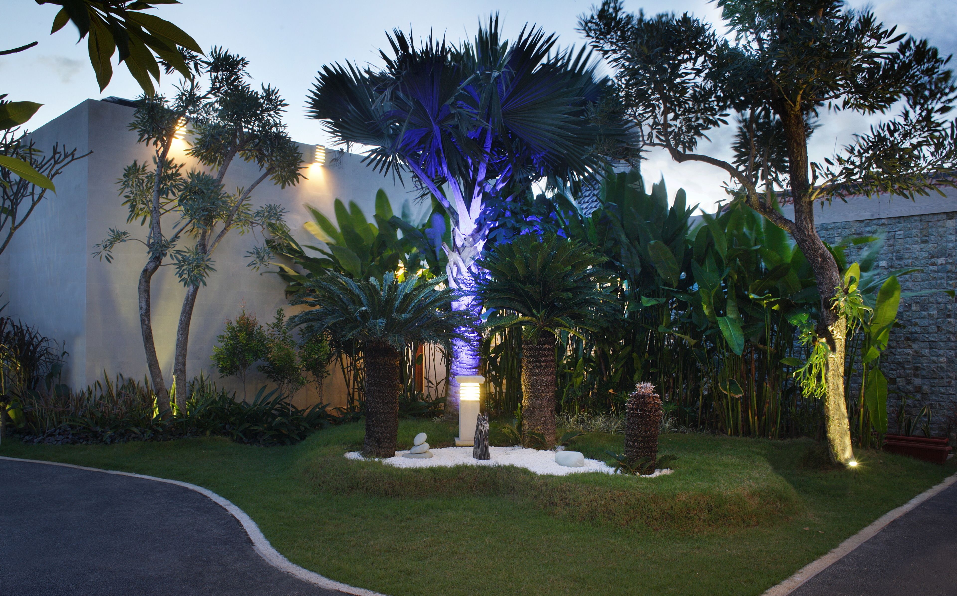 children’s play area – outdoor