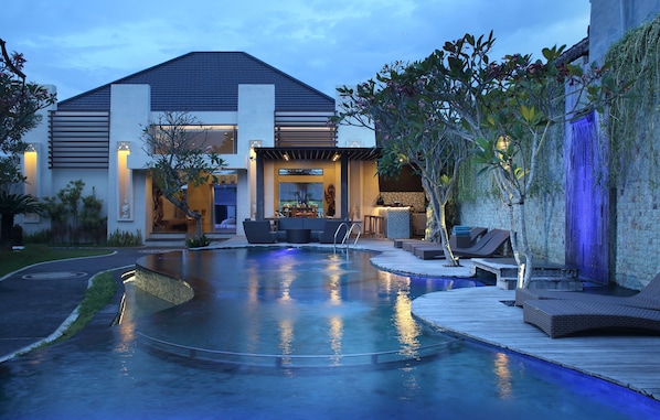 Outdoor pool, pool umbrellas, pool loungers