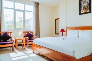 Premium bedding, down comforters, memory foam beds, free minibar items - Starlet Hotel Danang (Da Nang)