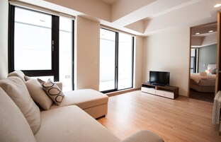 Standard 1 Bedroom (1 Double Bed or 2 Single Bed) | Free WiFi, bed sheets