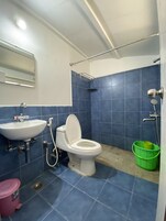 Deluxe kamer | Badkamer | Handdoeken, zeep, toiletpapier