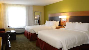 Safe på rommet, skrivebord, strykejern/-brett og wi-fi (inkludert)