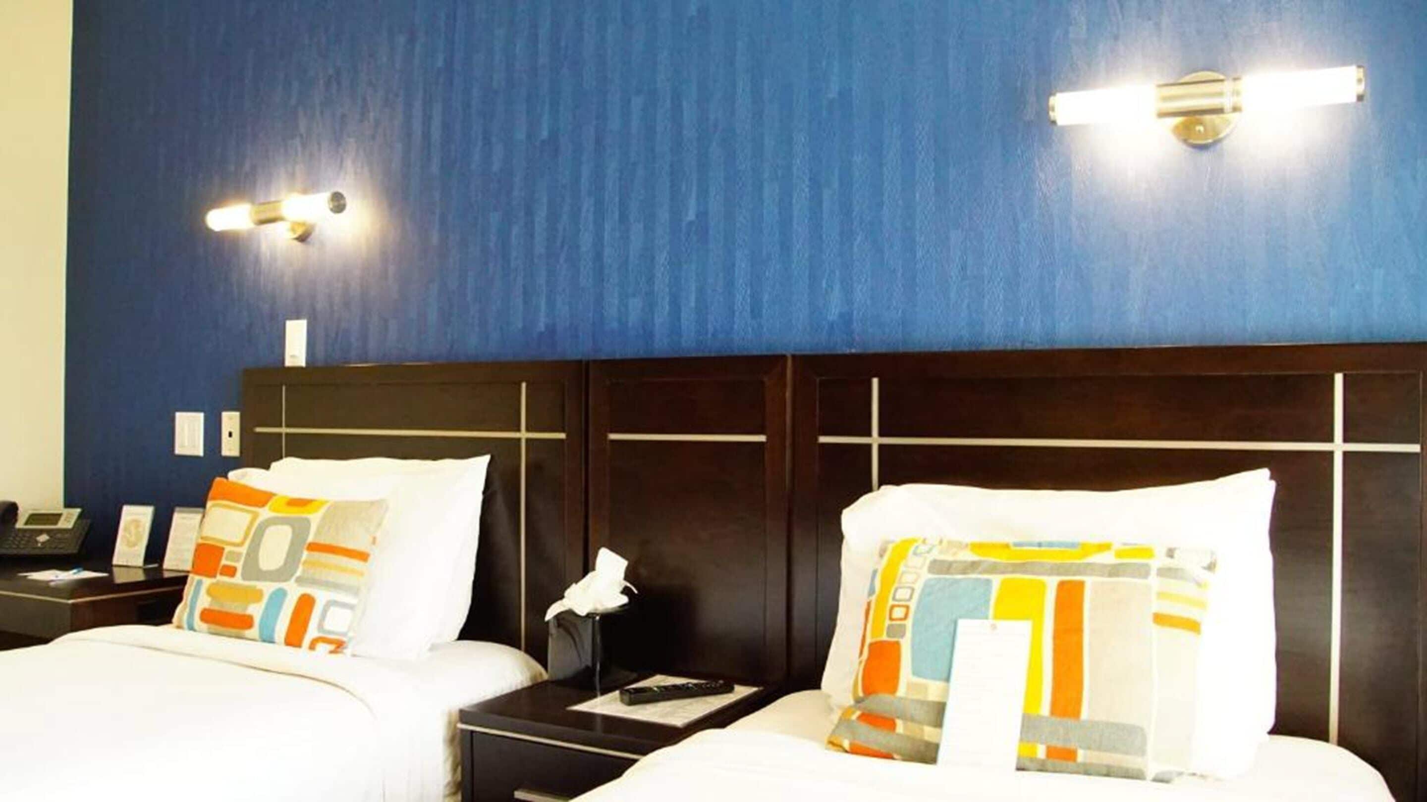 executive twin room, 2 single beds | hypo-allergenic bedding, pillow-top beds, in-room safe