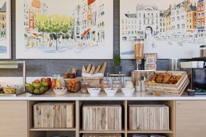 Daily buffet breakfast (EUR 20 per person)