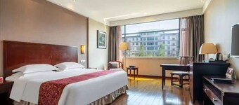 Ramada Suzhou Luzhi