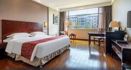 Ramada Suzhou Luzhi