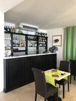 Bar (en la propiedad)