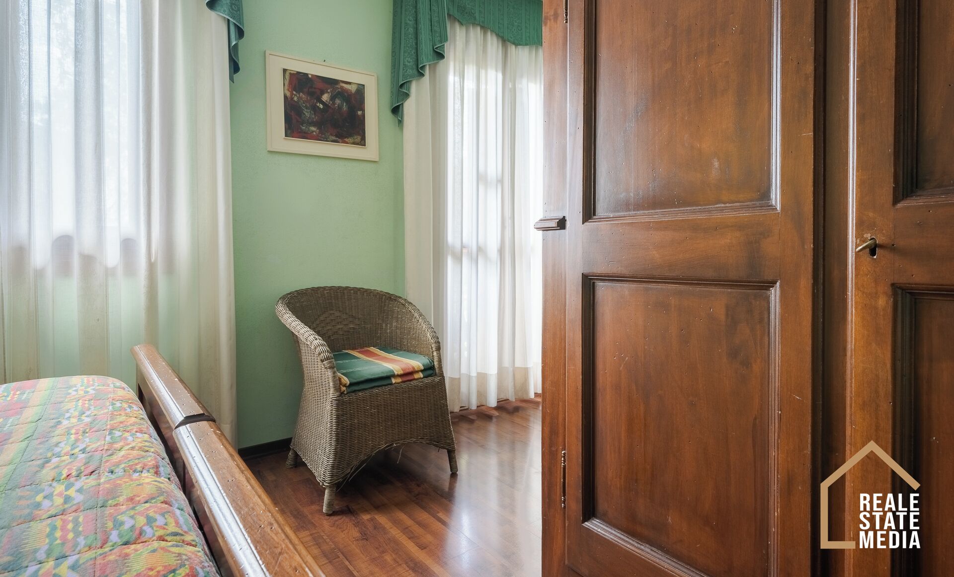 Select Comfort beds, in-room safe, individually decorated