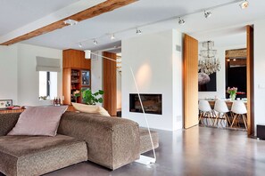 Bar (on property) - Park 7 (Huldenberg)