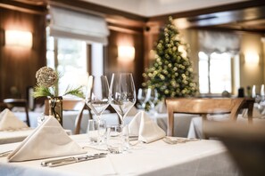 Breakfast and dinner served - Hotel Angelo Engel (Ortisei)