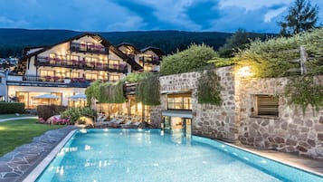 Front of property – evening/night