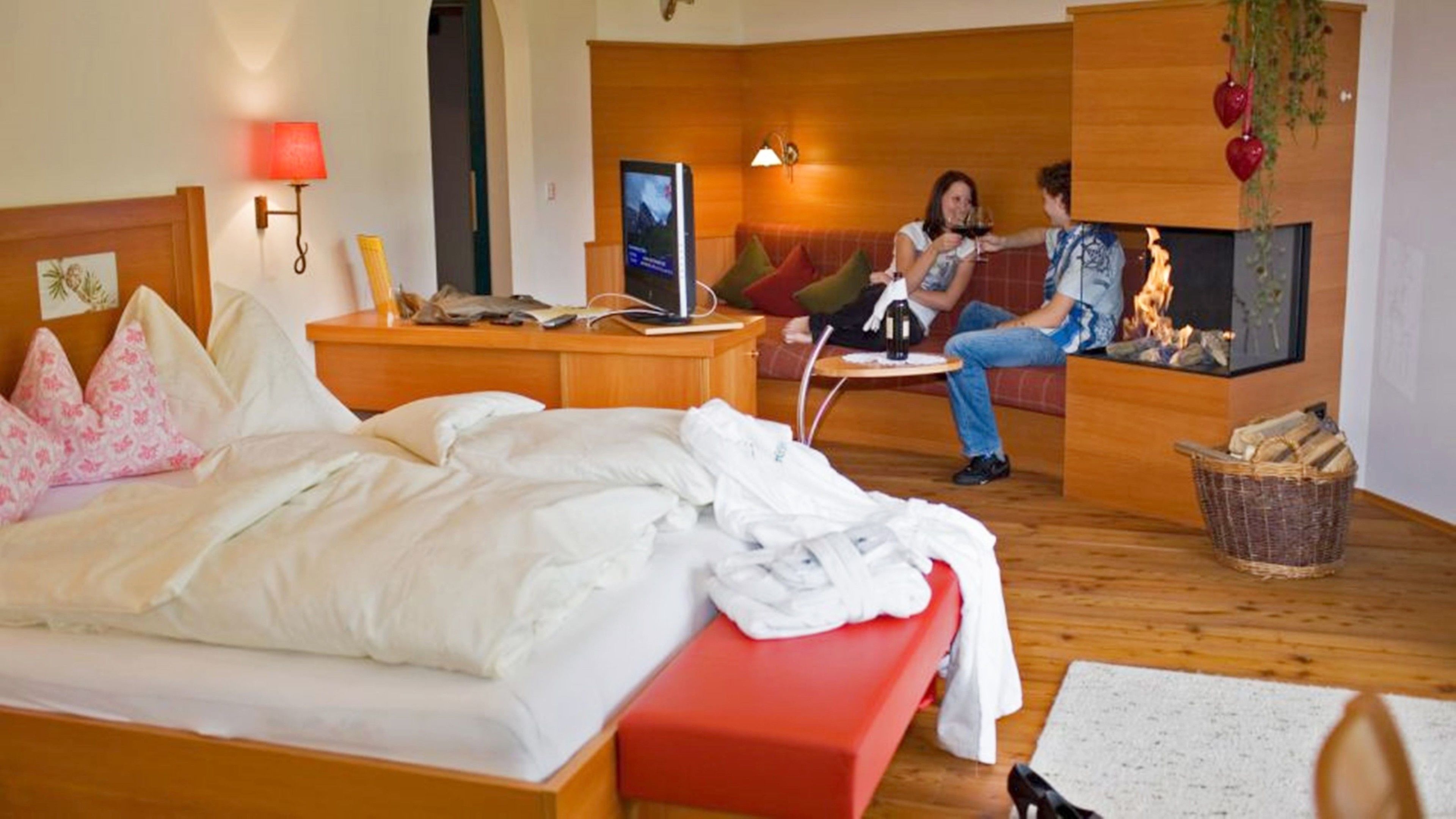 suite, balcony (tree) | in-room safe, soundproofing, rollaway beds, free wifi