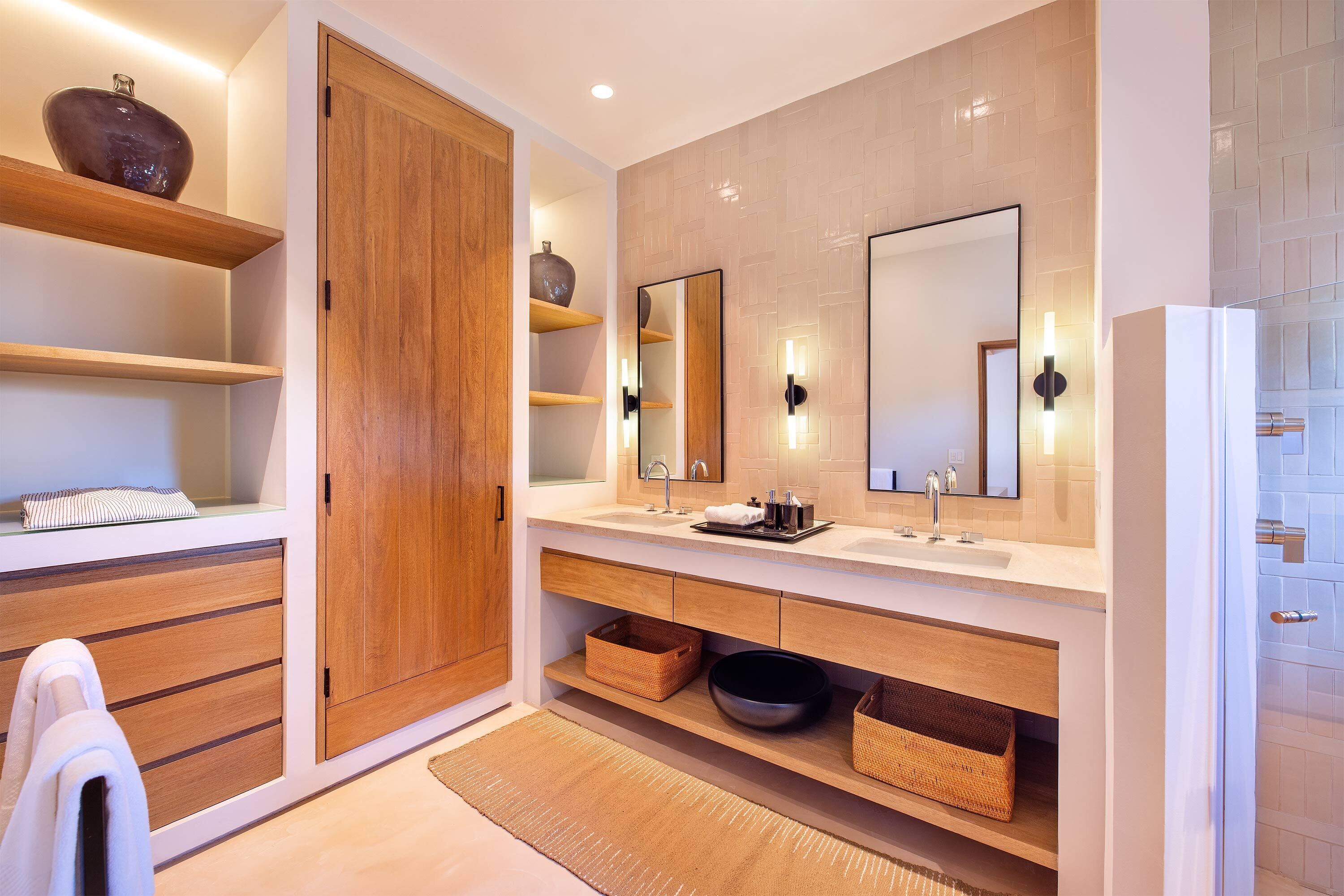 Eco-friendly toiletries, hair dryer, towels