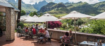 Cathedral Peak Hotel