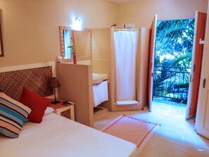 Kamar Double Standar | Minibar, brankas, setrika/meja setrika, dan tempat tidur bayi gratis
