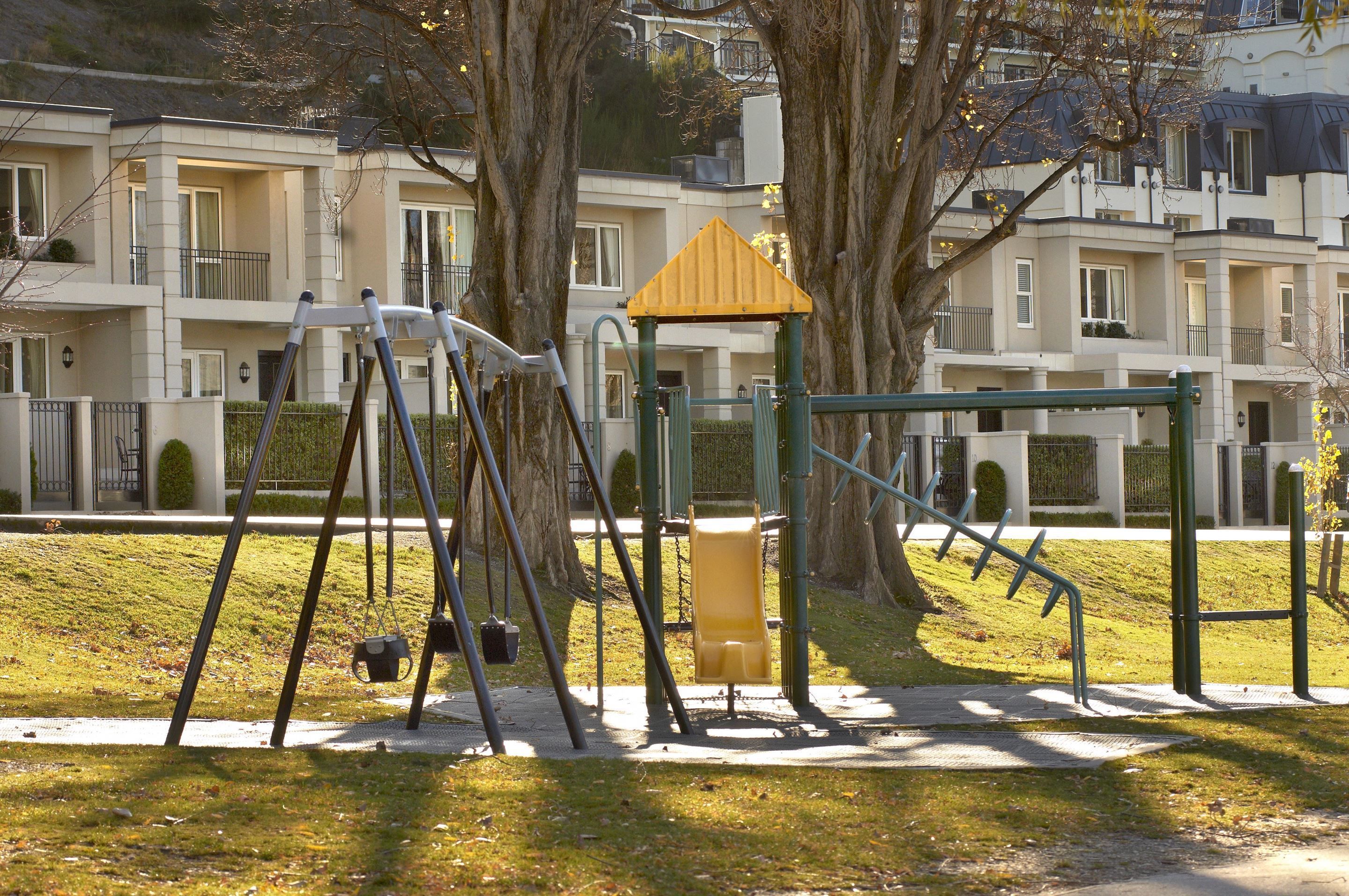 Photo - Esplanade Queenstown by Staysouth