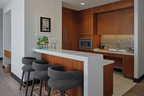 Fridge, stovetop, coffee/tea maker - The Alexander (Indianapolis)
