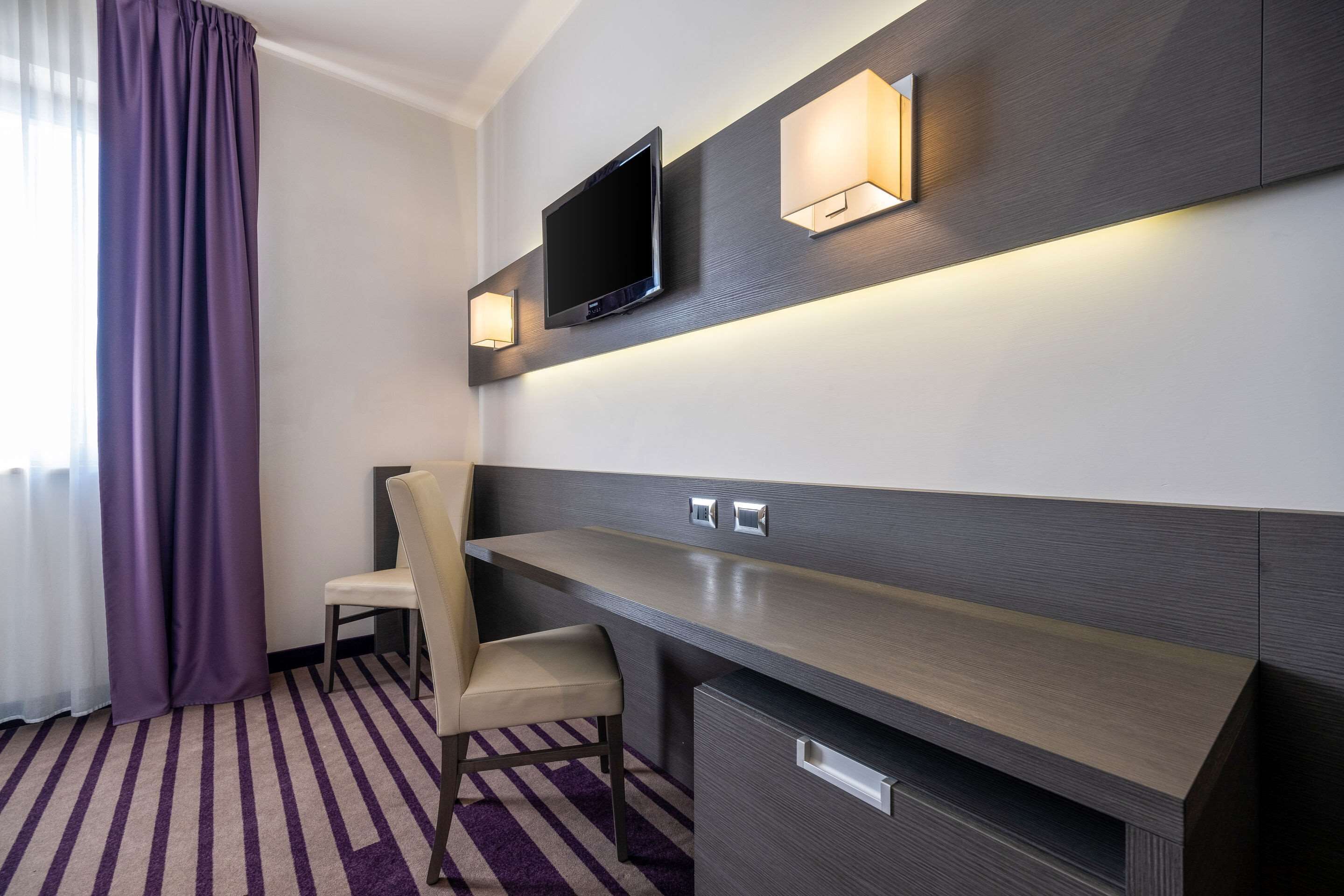 Double Room | 1 bedroom, premium bedding, minibar, in-room safe