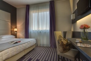 Room, 1 Double Bed, Non Smoking | 1 bedroom, premium bedding, minibar, in-room safe - Quality Hotel Green Palace (Monterotondo)