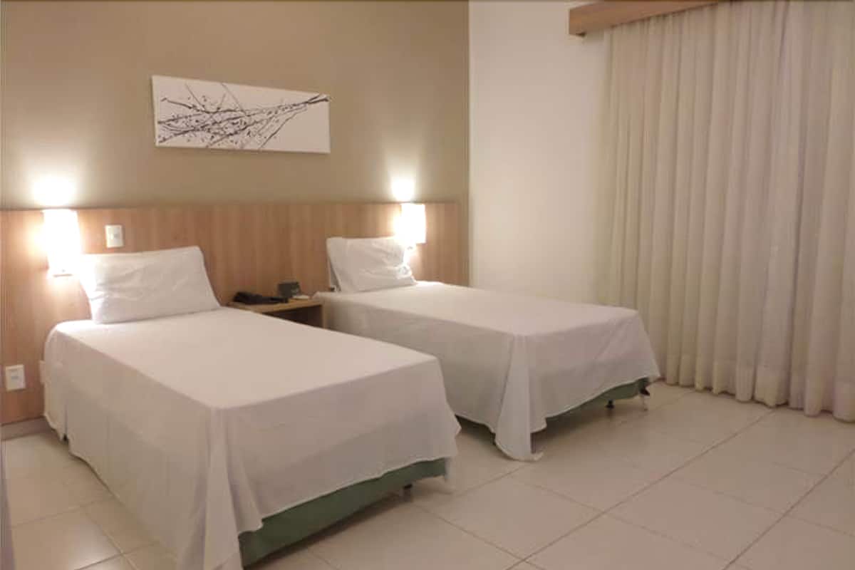 deluxe twin room | minibar, in-room safe, rollaway beds, free wifi