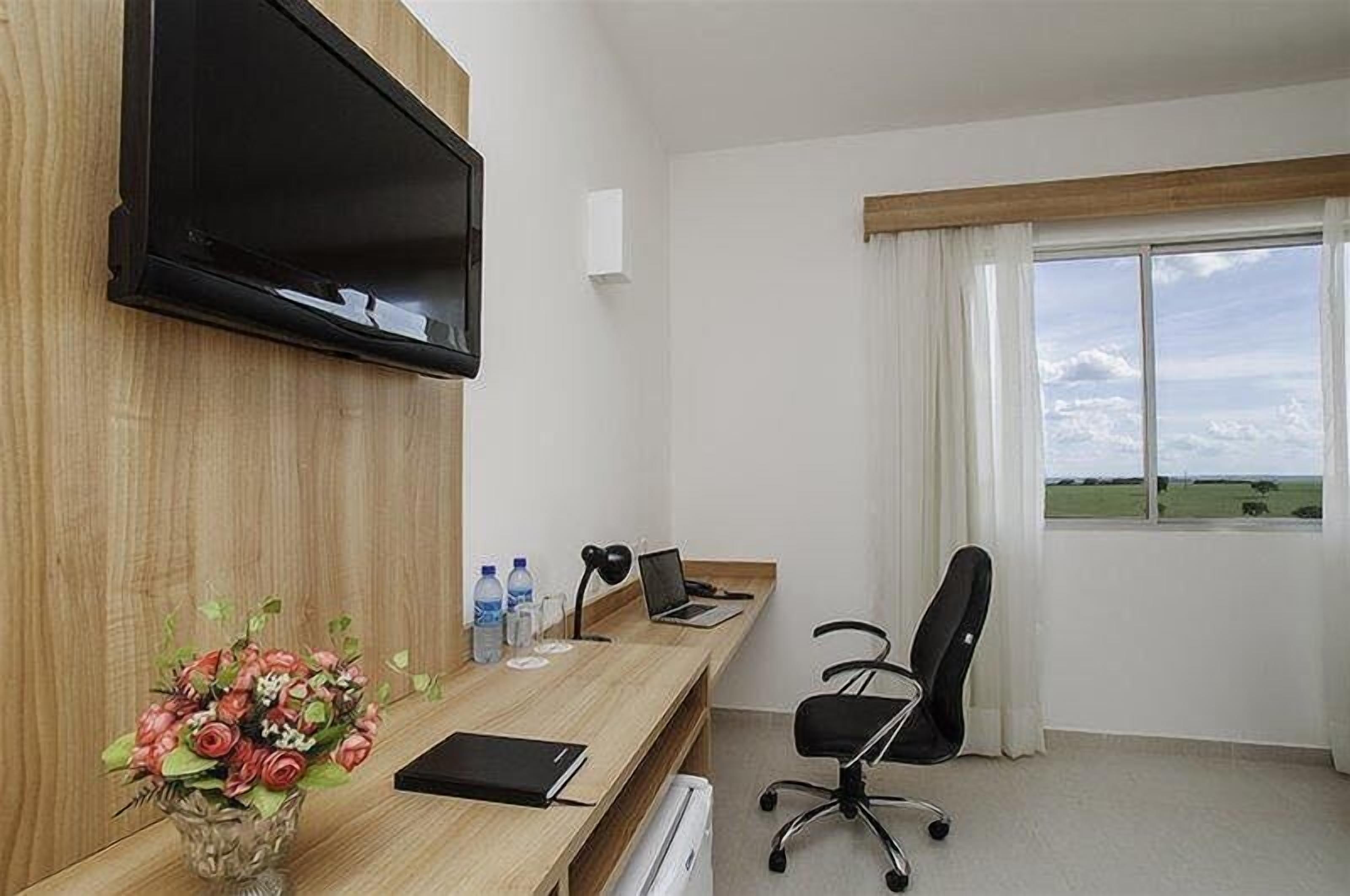 in-room business centre