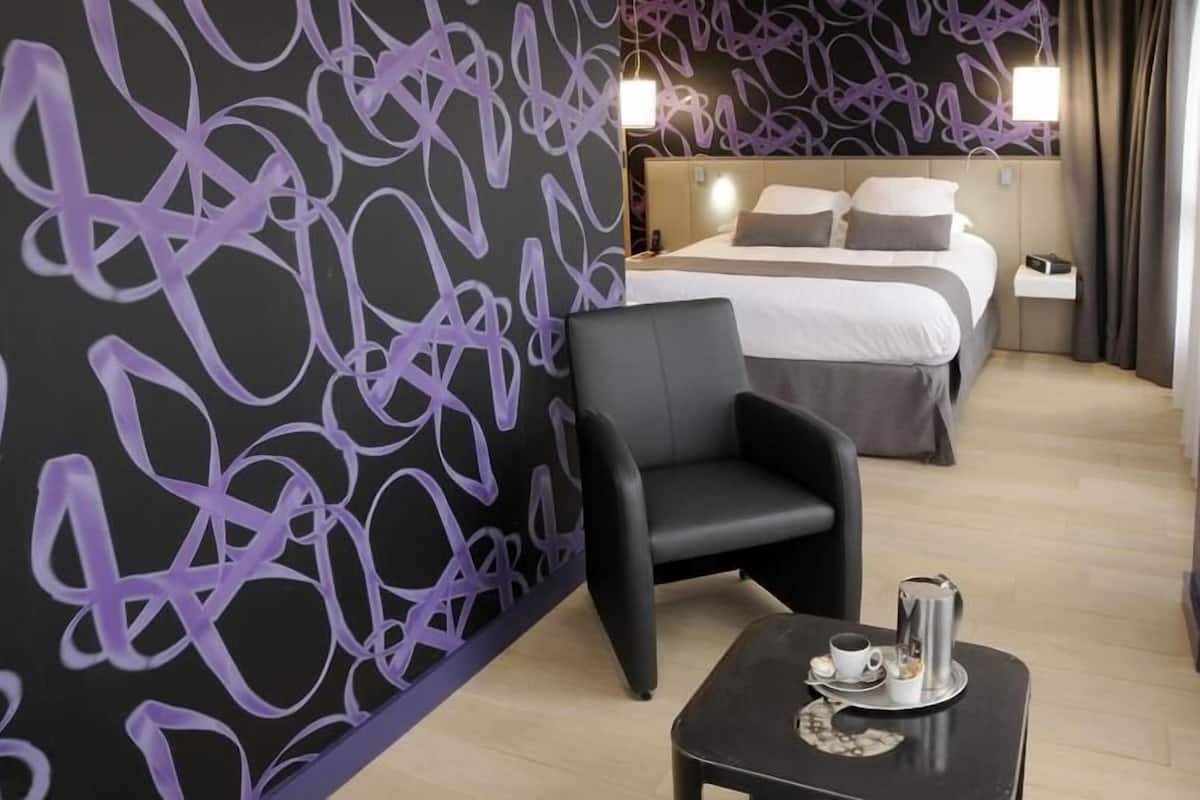 Chambre Exclusive, 1 trĂšs grand lit, non-fumeur (Larger Room;with Sofabed)