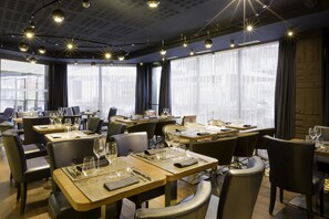 Breakfast and lunch served - Best Western Premier Why Hotel (Lille)