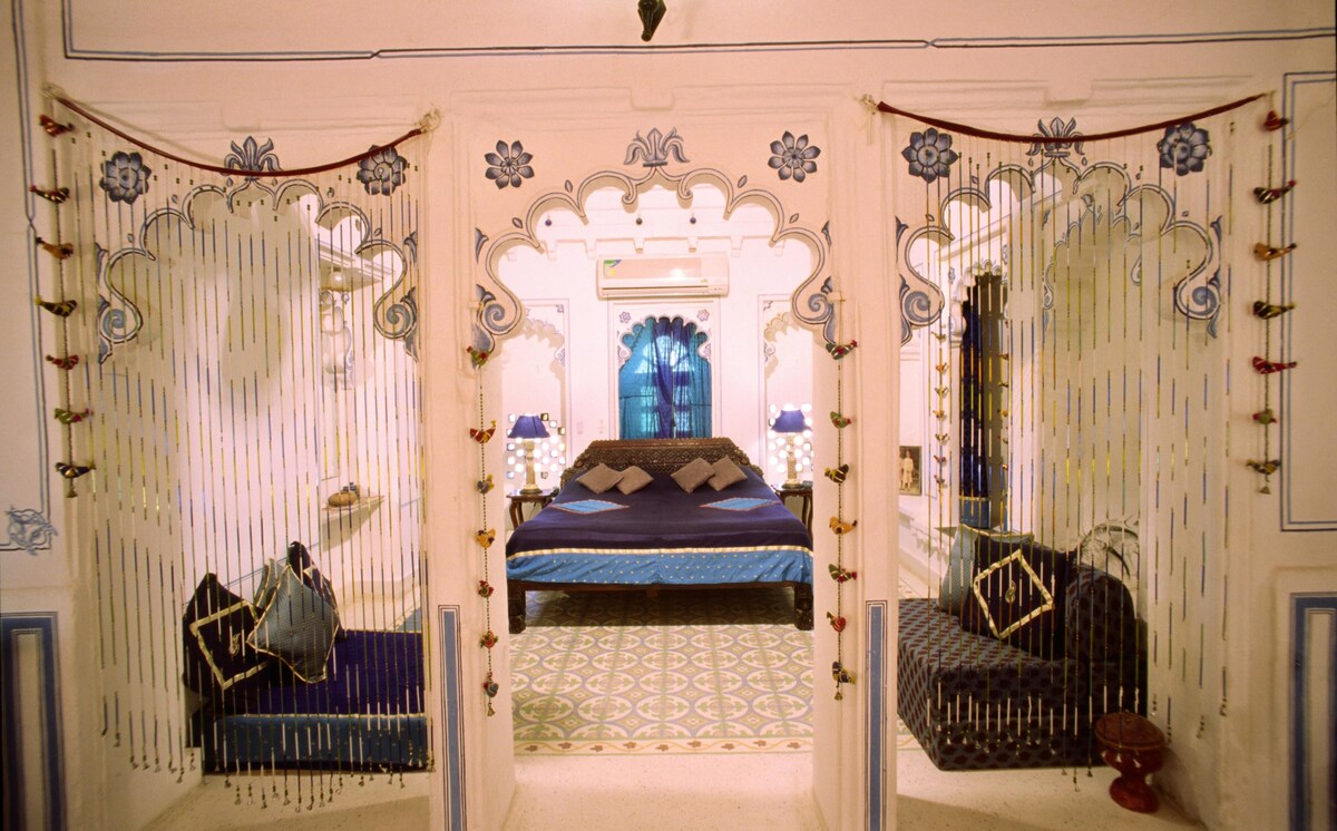 Deogarh Mahal