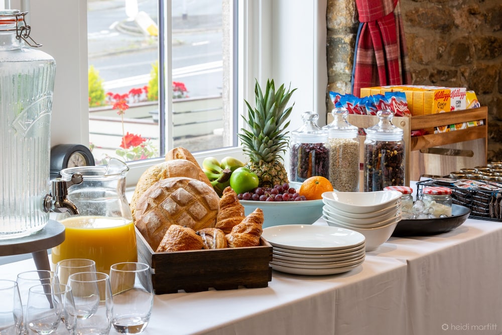 The Craven Heifer, Addingham by null