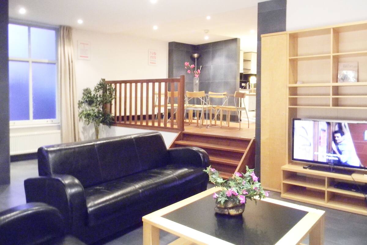 Apartment, 2 Bedrooms, Balcony (C) | Living area | Flat-screen TV