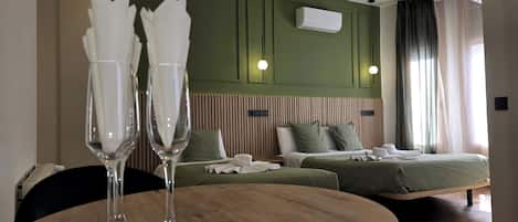 Superior Double Room, City View