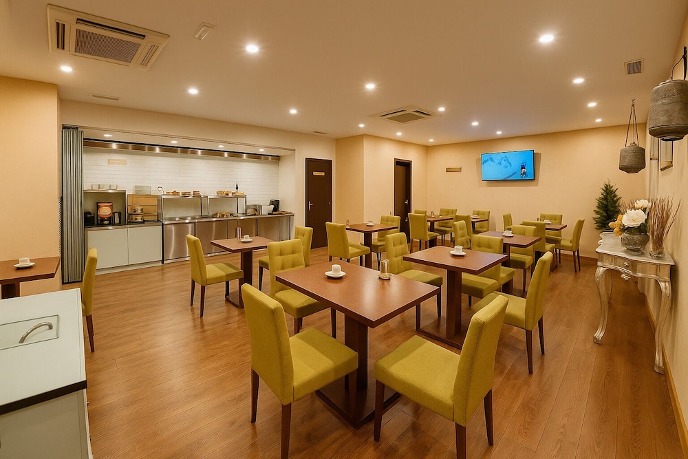 Hotel Palace Sevilla by null