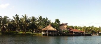 Afrikiko Riverfront Resort