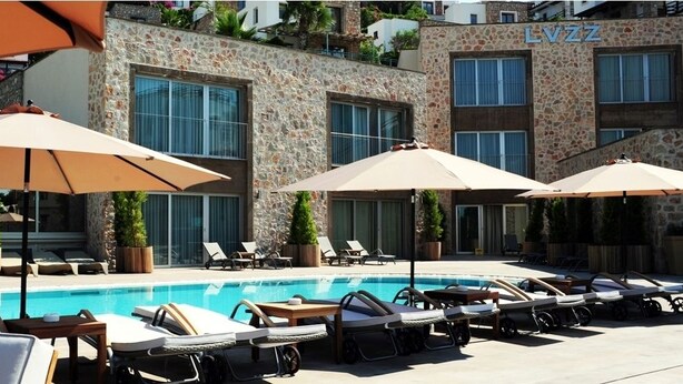 Outdoor pool, free cabanas, pool umbrellas - LVZZ Hotel - Boutique Class (Bodrum)