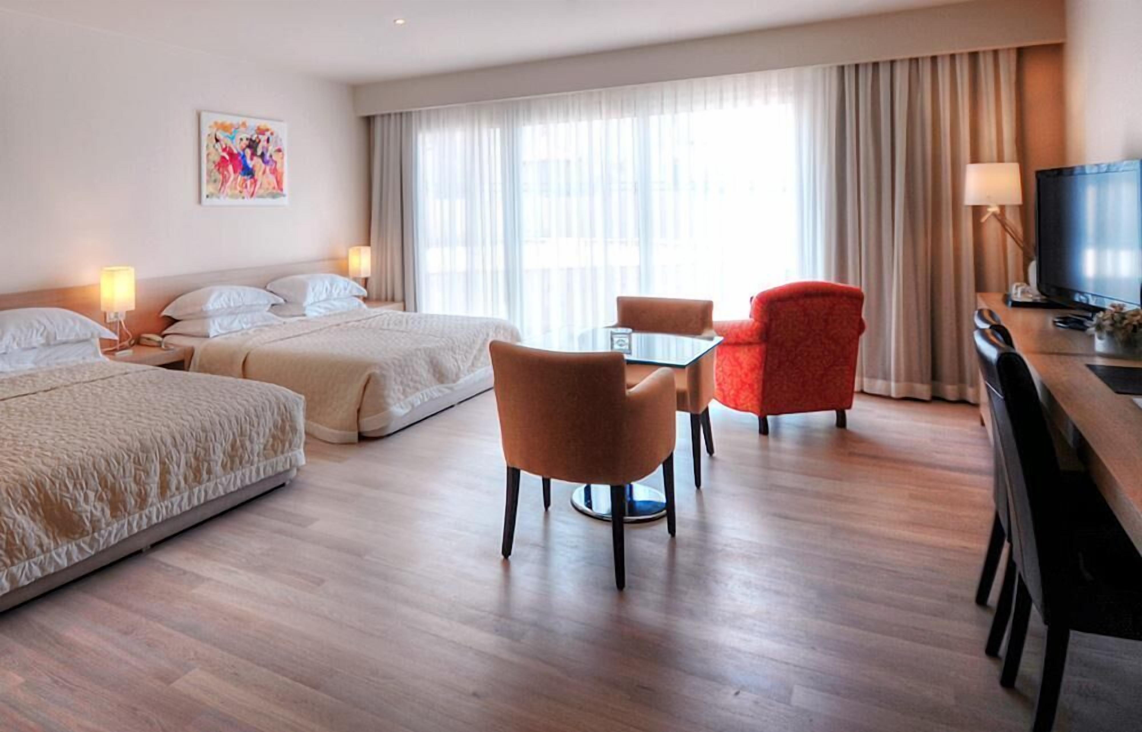 grand suit oda | minibar, in-room safe, desk, iron/ironing board