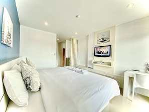 Superior Double or Twin Room | Desk, free WiFi, bed sheets