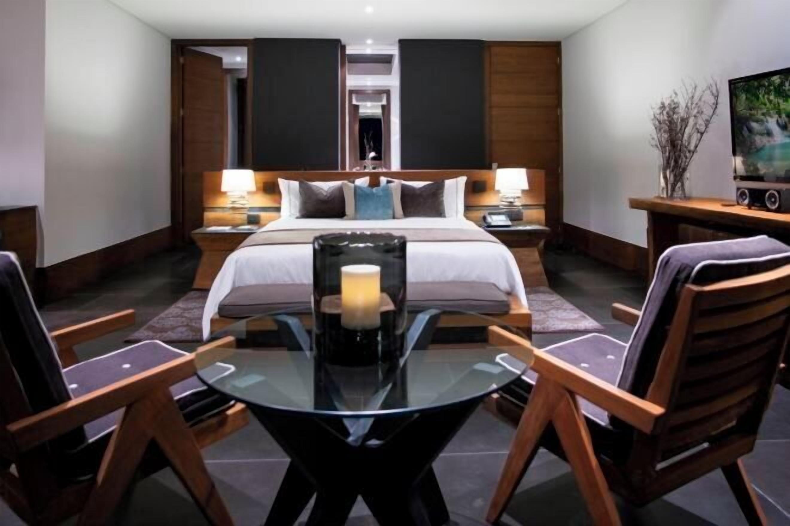 Premium bedding, minibar, in-room safe, individually decorated