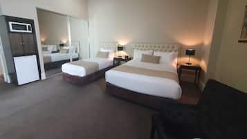 Room, Multiple Beds, Accessible, Non Smoking