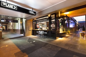 Coffee shop