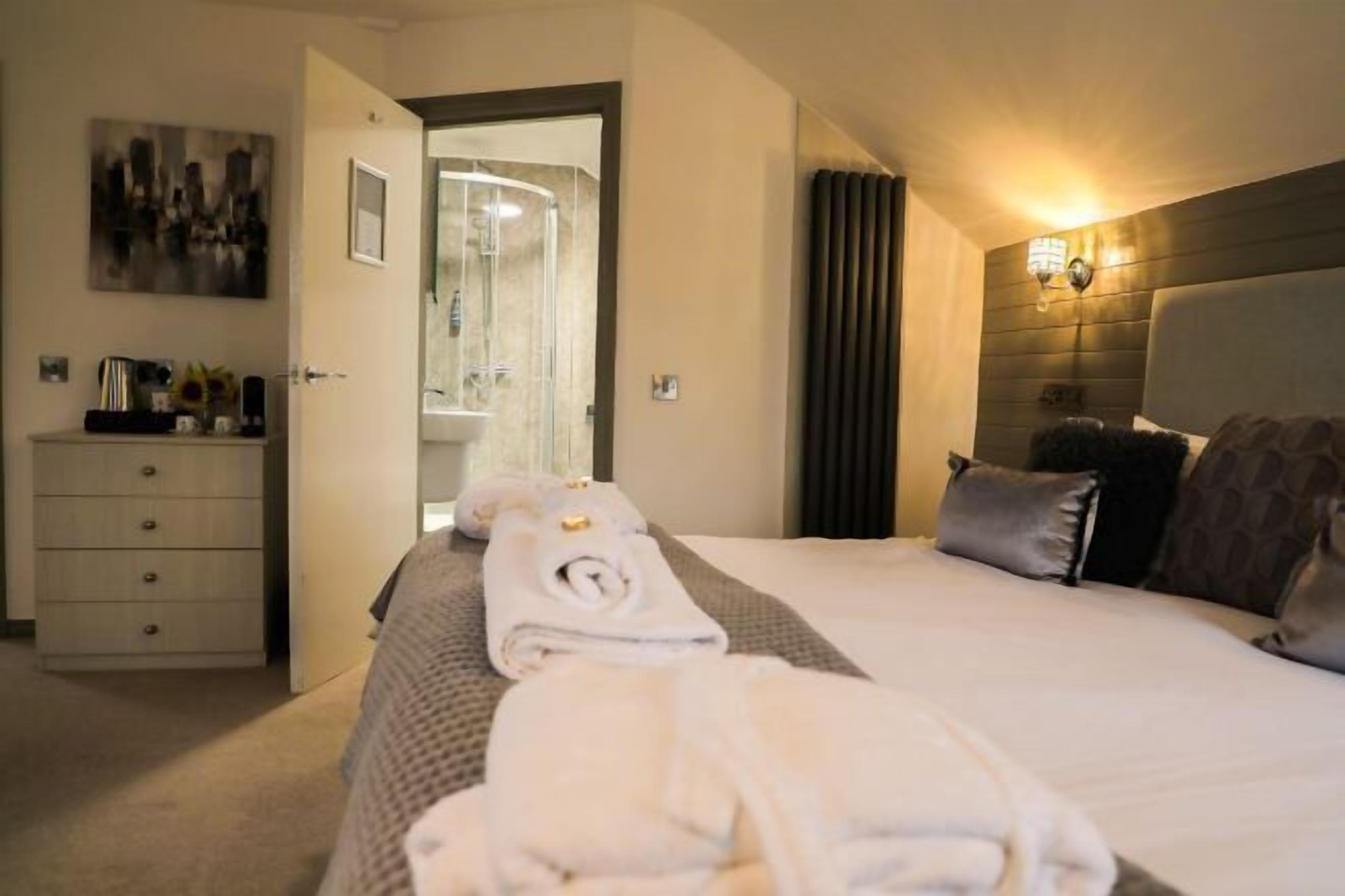 In-room safe, iron/ironing board, free WiFi, wheelchair access