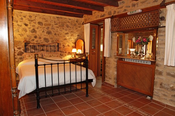 Superior Villa, Sea View (Persephone)